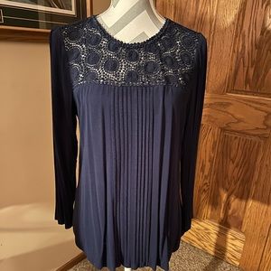 EUC Daniel Rainn crochet top